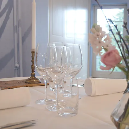 Norre Vissing Kro 여관